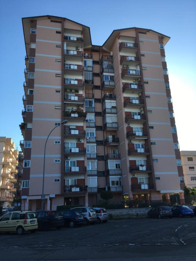 B&B Al Campanile Tarent Zewnętrze zdjęcie