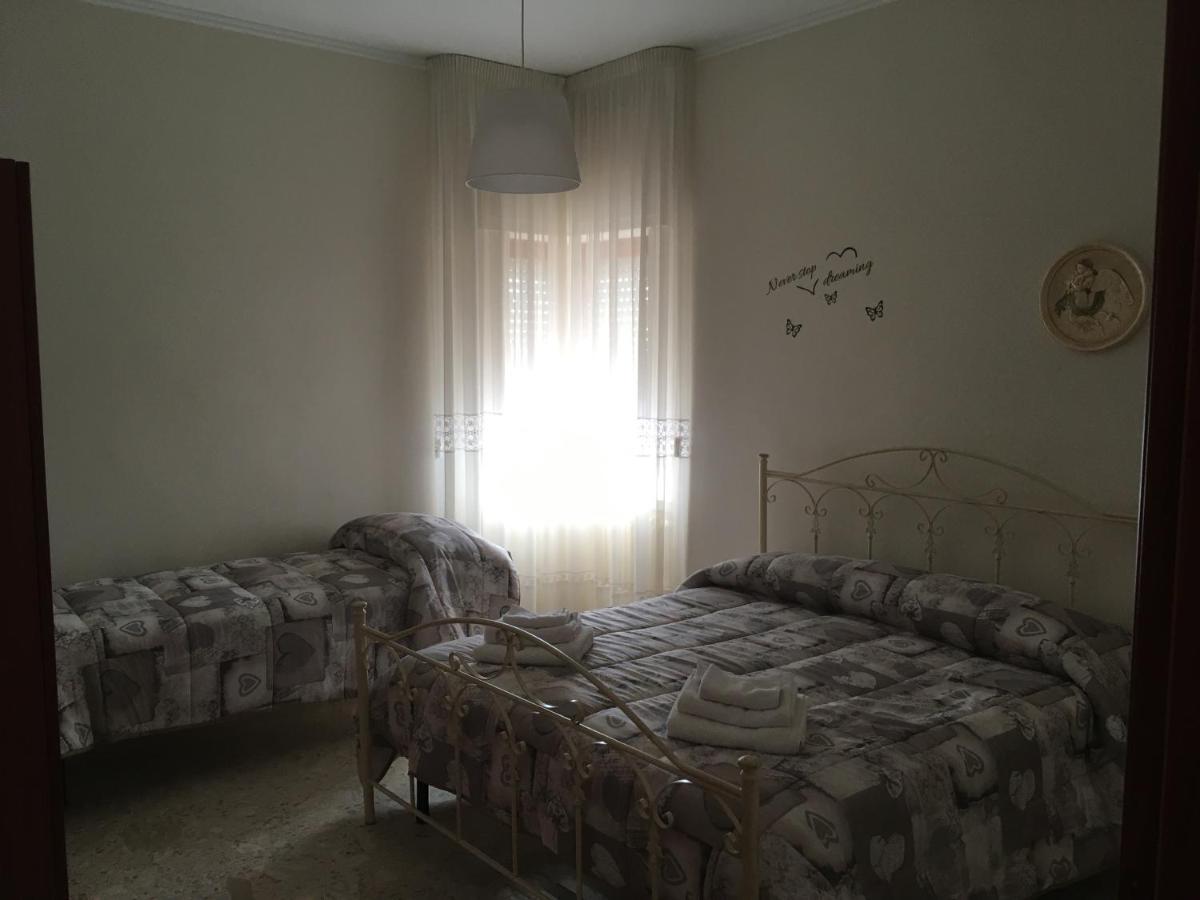 B&B Al Campanile Tarent Zewnętrze zdjęcie