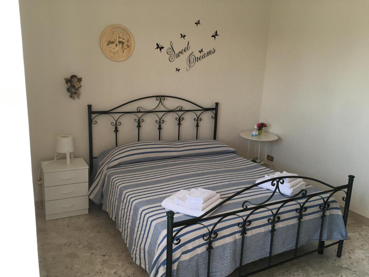 B&B Al Campanile Tarent Zewnętrze zdjęcie